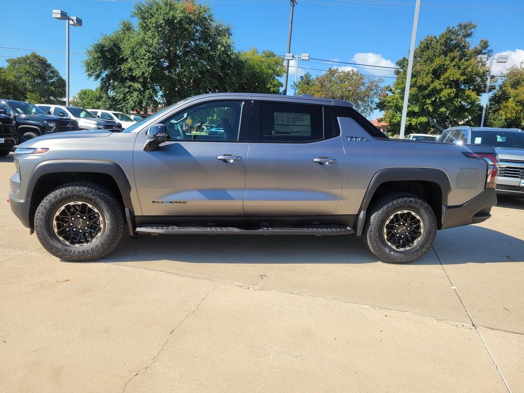 2026 Chevrolet Silverado EV Trail Boss photo 2