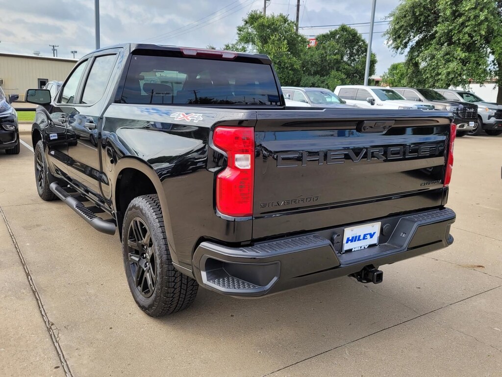 New 2026 Chevrolet Silverado 1500 Custom Truck