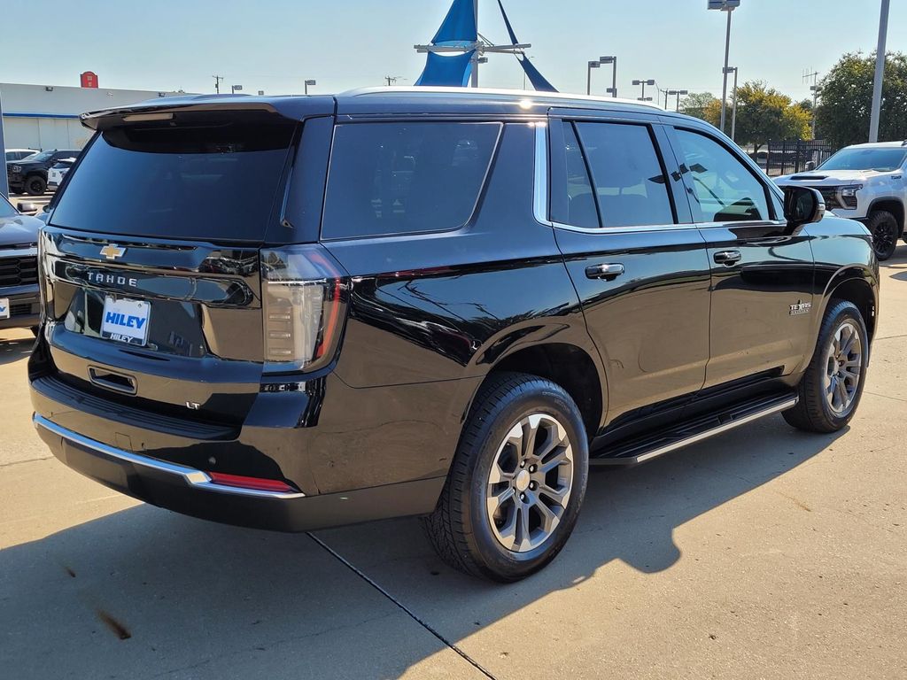 2025 Chevrolet Tahoe LT photo 4
