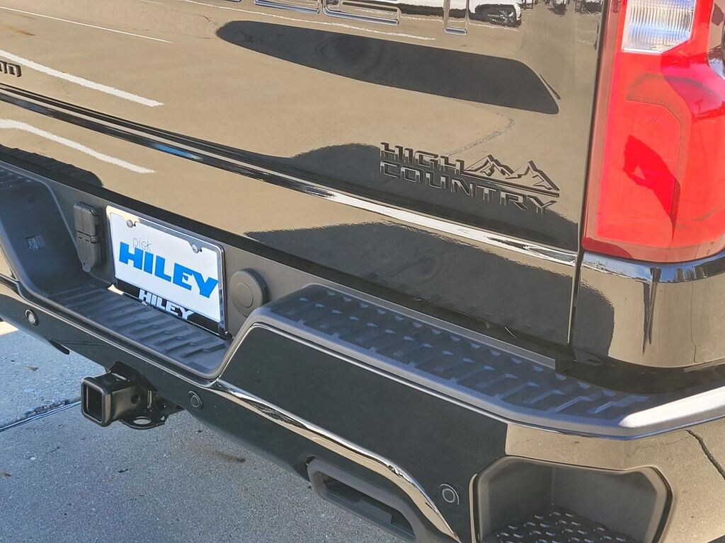 New 2026 Chevrolet Silverado 1500 High Country Truck
