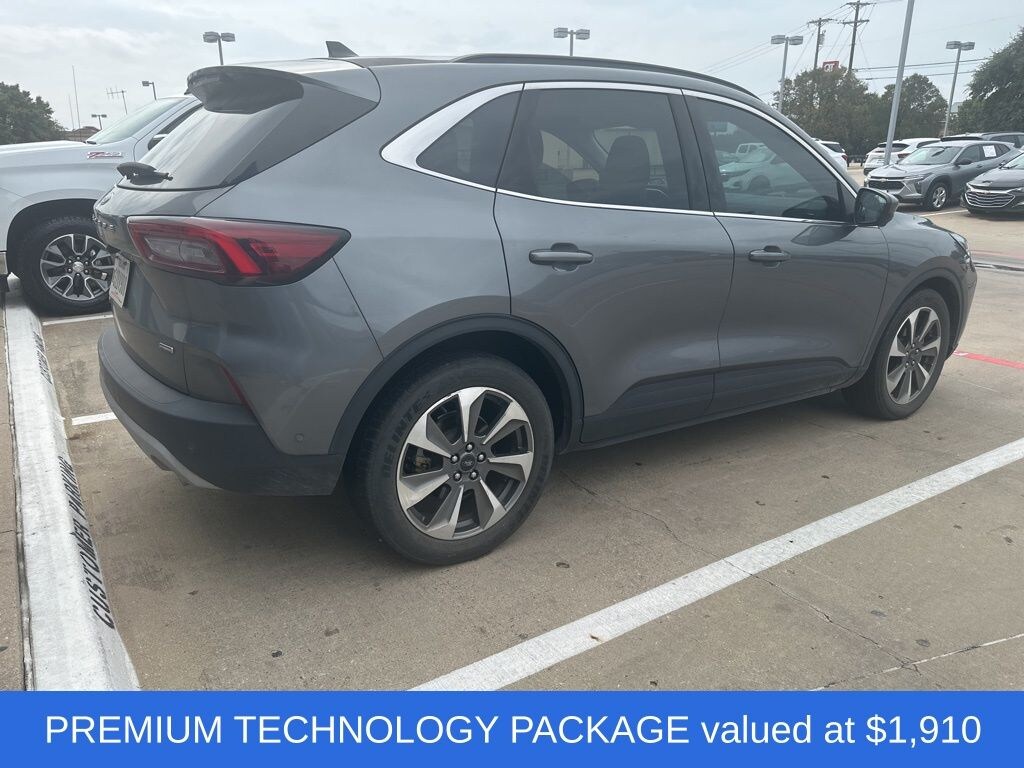 Used 2023 Ford Escape Hybrid Platinum SUV