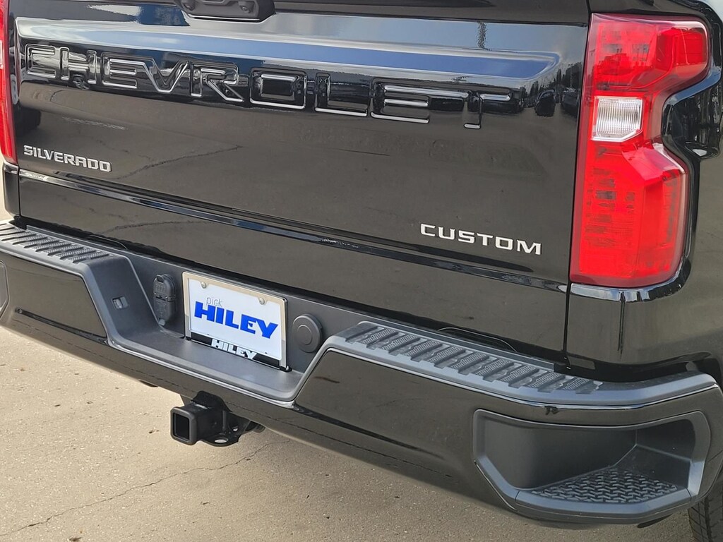 New 2026 Chevrolet Silverado 1500 Custom Truck