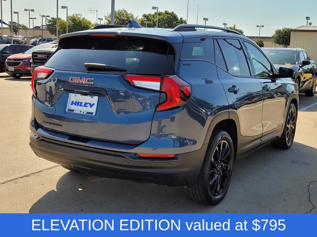 Used 2024 GMC Terrain SLT SUV