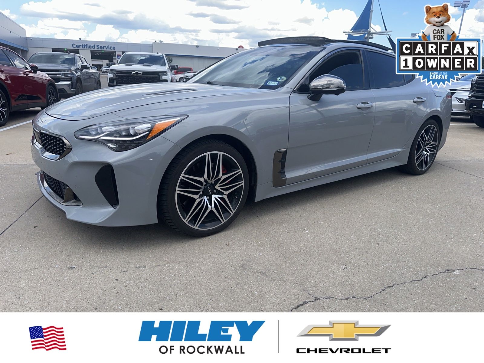2023 Kia Stinger GT2's photo