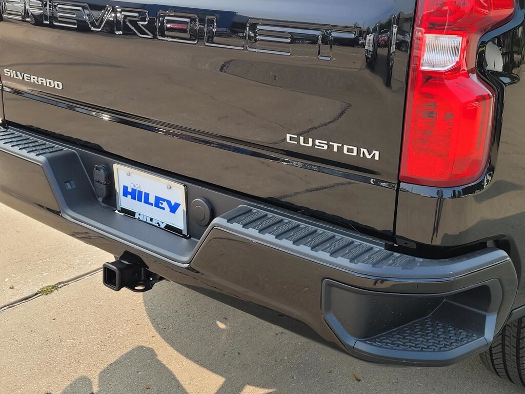 New 2026 Chevrolet Silverado 1500 Custom Truck