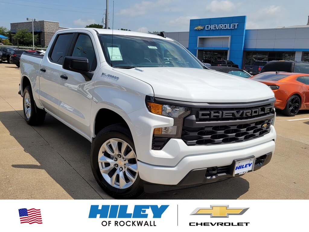 New 2026 Chevrolet Silverado 1500 Custom Truck