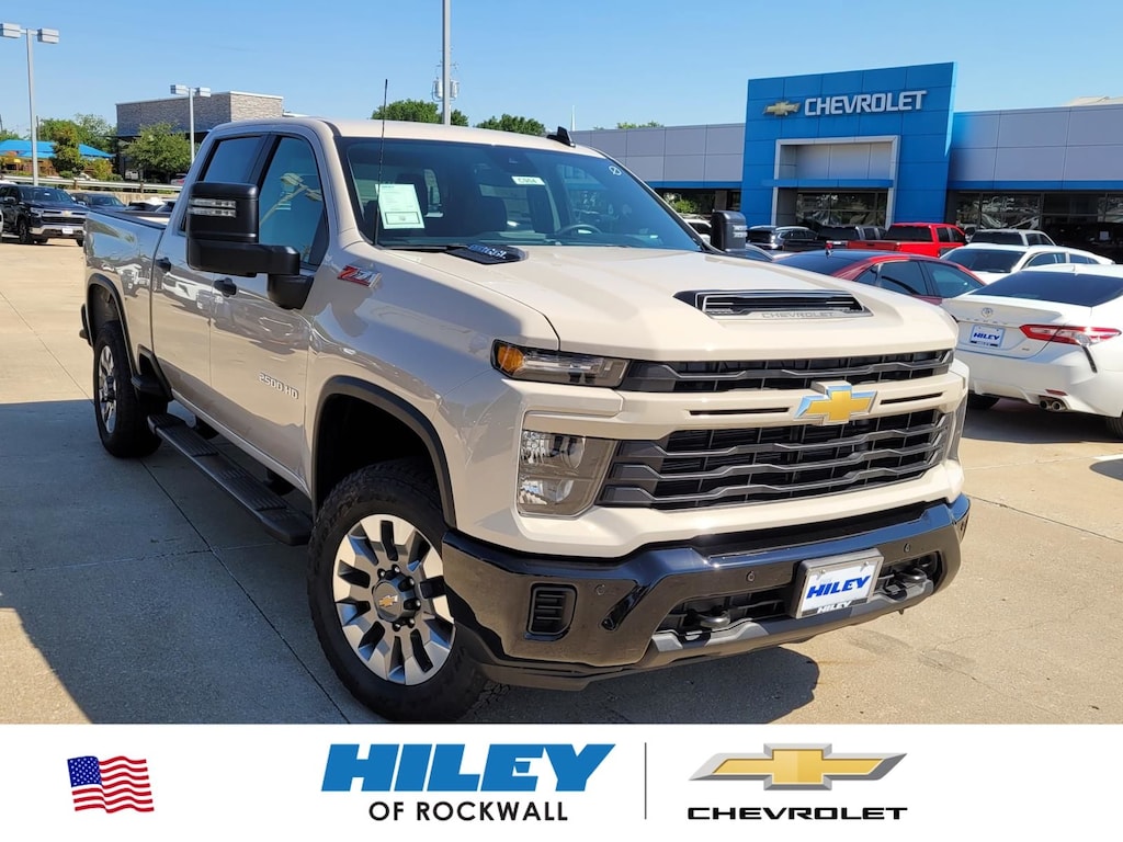 New 2026 Chevrolet Silverado 2500HD Custom Truck