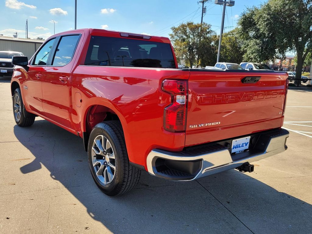 2026 Chevrolet Silverado 1500 LT photo 3