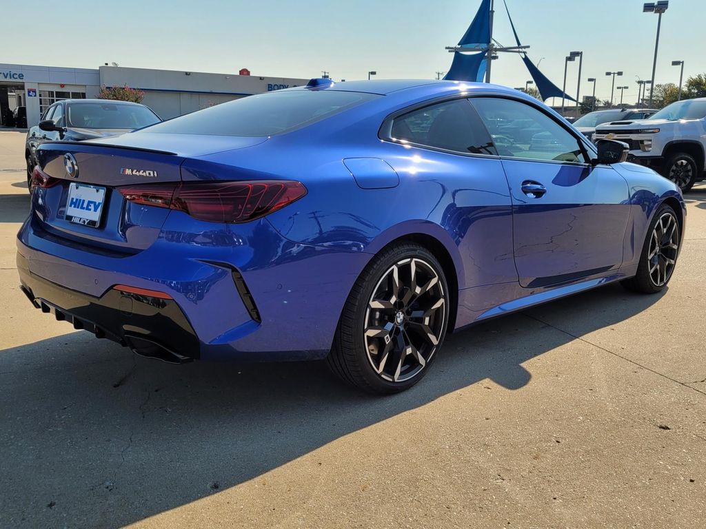 2025 Bmw M440i photo 3