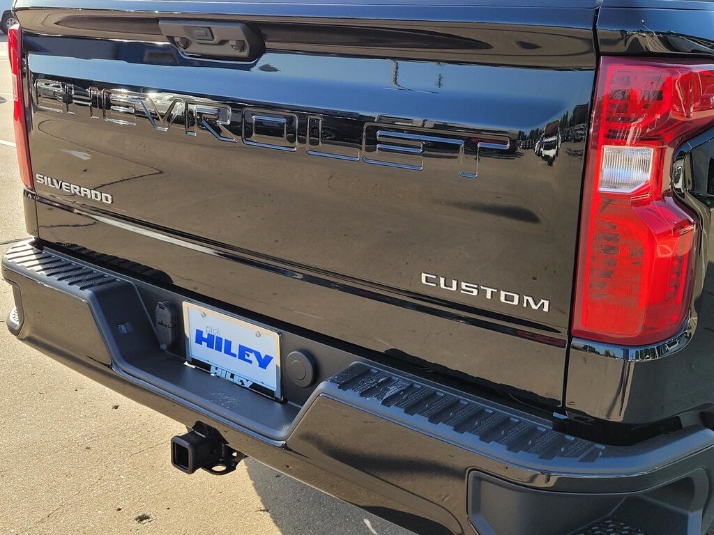 New 2026 Chevrolet Silverado 1500 Custom Truck