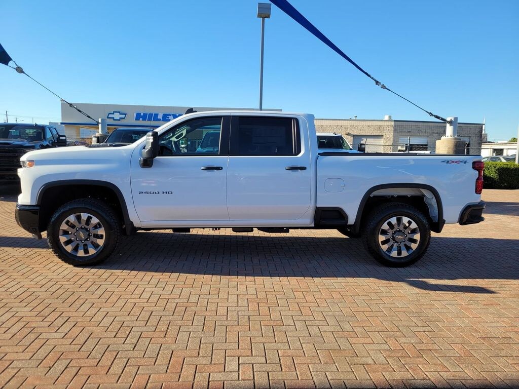 New 2026 Chevrolet Silverado 2500HD Custom Truck