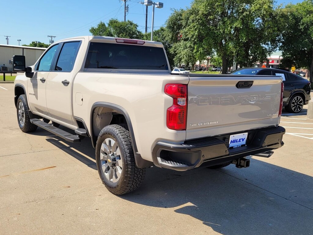 New 2026 Chevrolet Silverado 2500HD Custom Truck