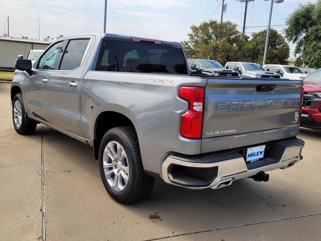 2025 Chevrolet Silverado 1500 LTZ photo 3