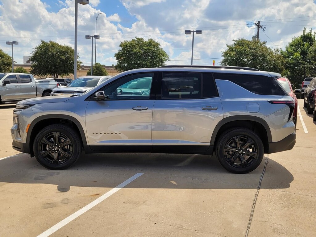New 2027 Chevrolet Traverse LT SUV