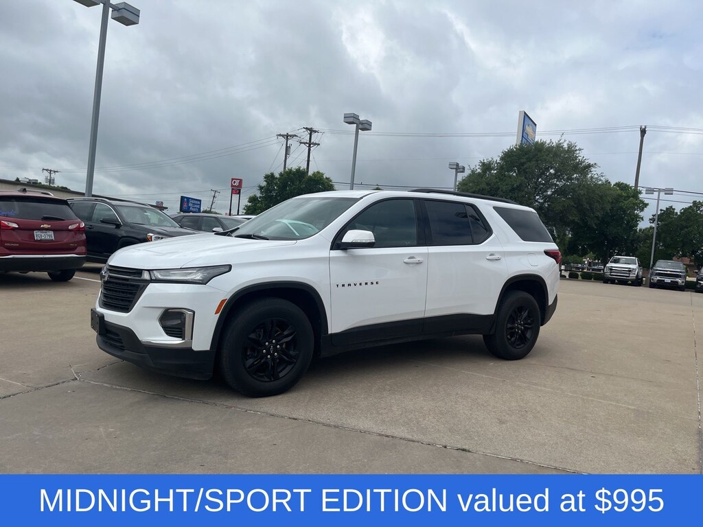 Used 2023 Chevrolet Traverse LT SUV