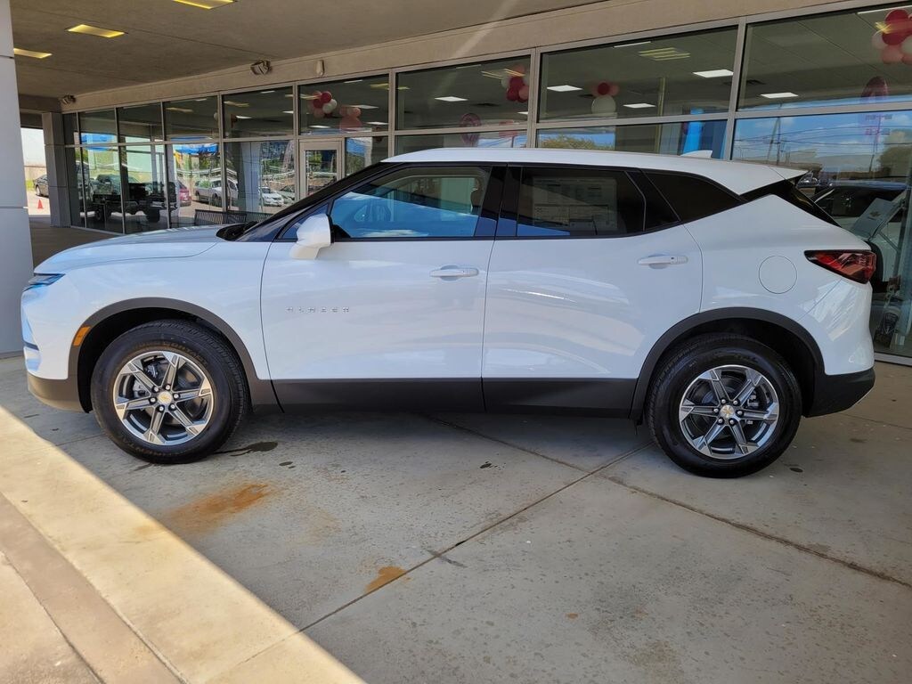 New 2025 Chevrolet Blazer LT SUV