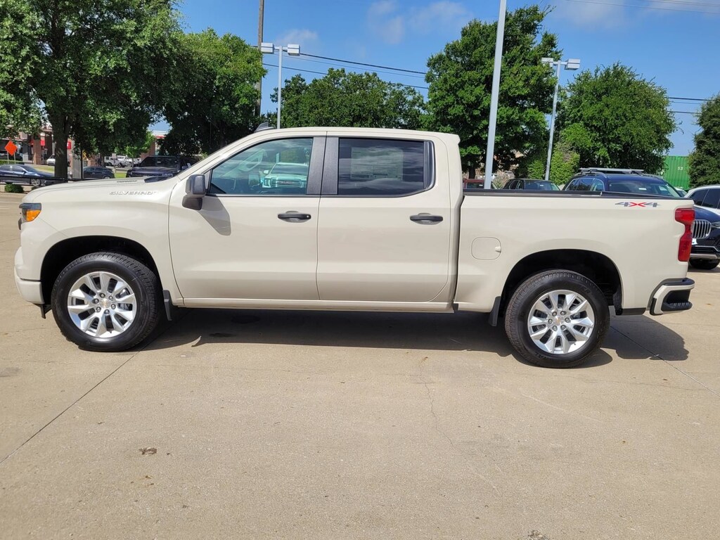 New 2026 Chevrolet Silverado 1500 Custom Truck