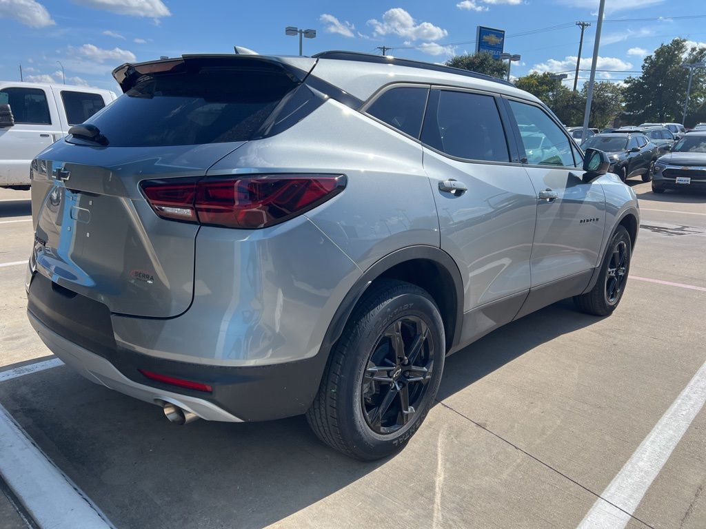 2023 Chevrolet Blazer 2LT photo 4