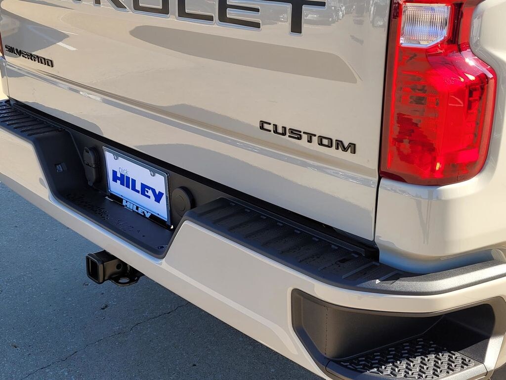 New 2026 Chevrolet Silverado 1500 Custom Truck