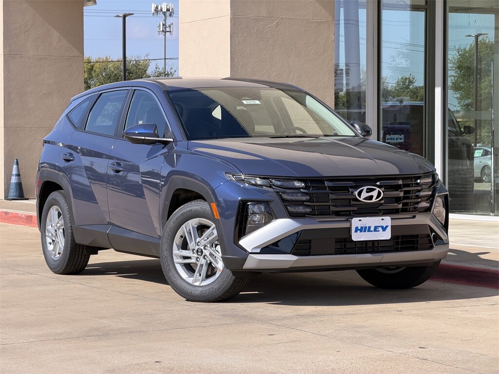 New 2026 Hyundai Tucson SE SUV