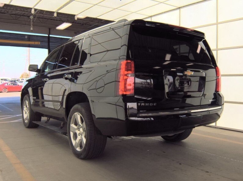 2019 Chevrolet Tahoe Premier photo 2