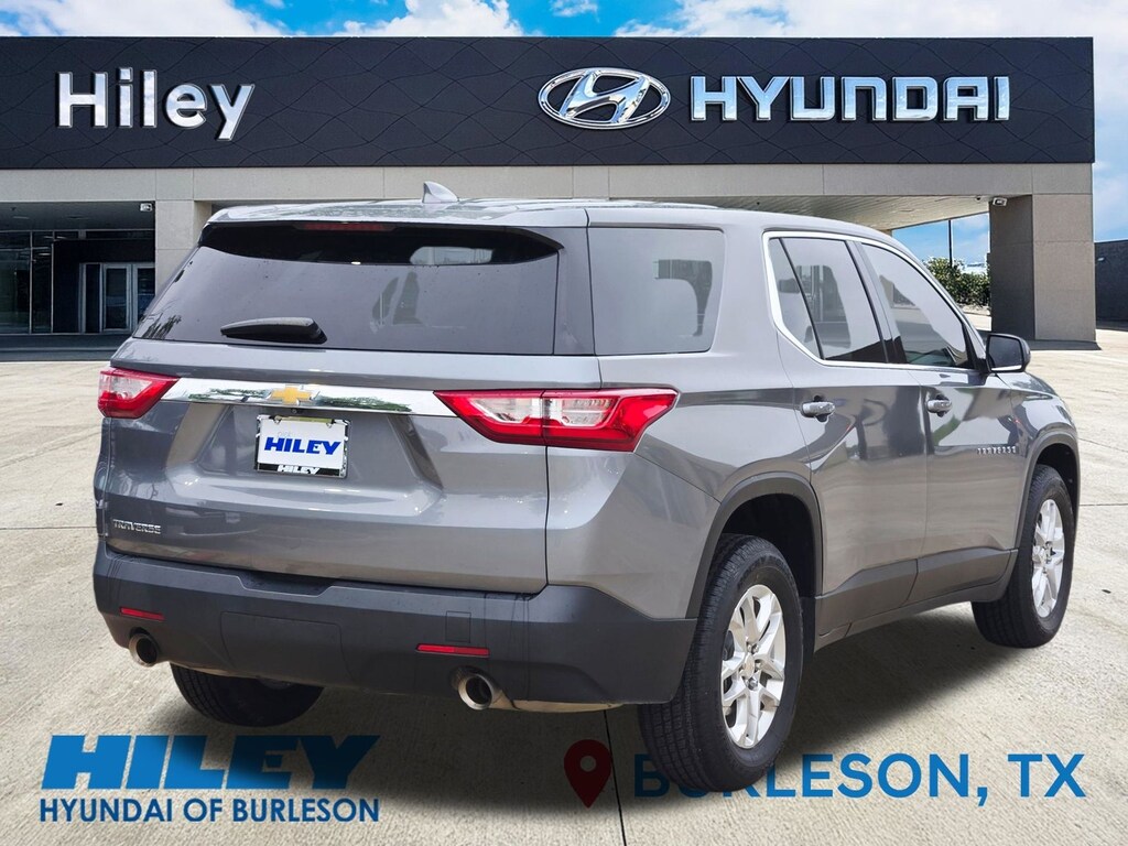Used 2021 Chevrolet Traverse LS SUV