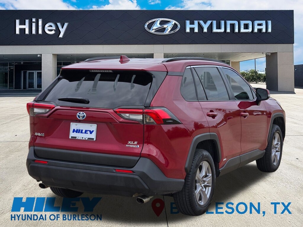 Used 2022 Toyota RAV4 Hybrid XLE SUV