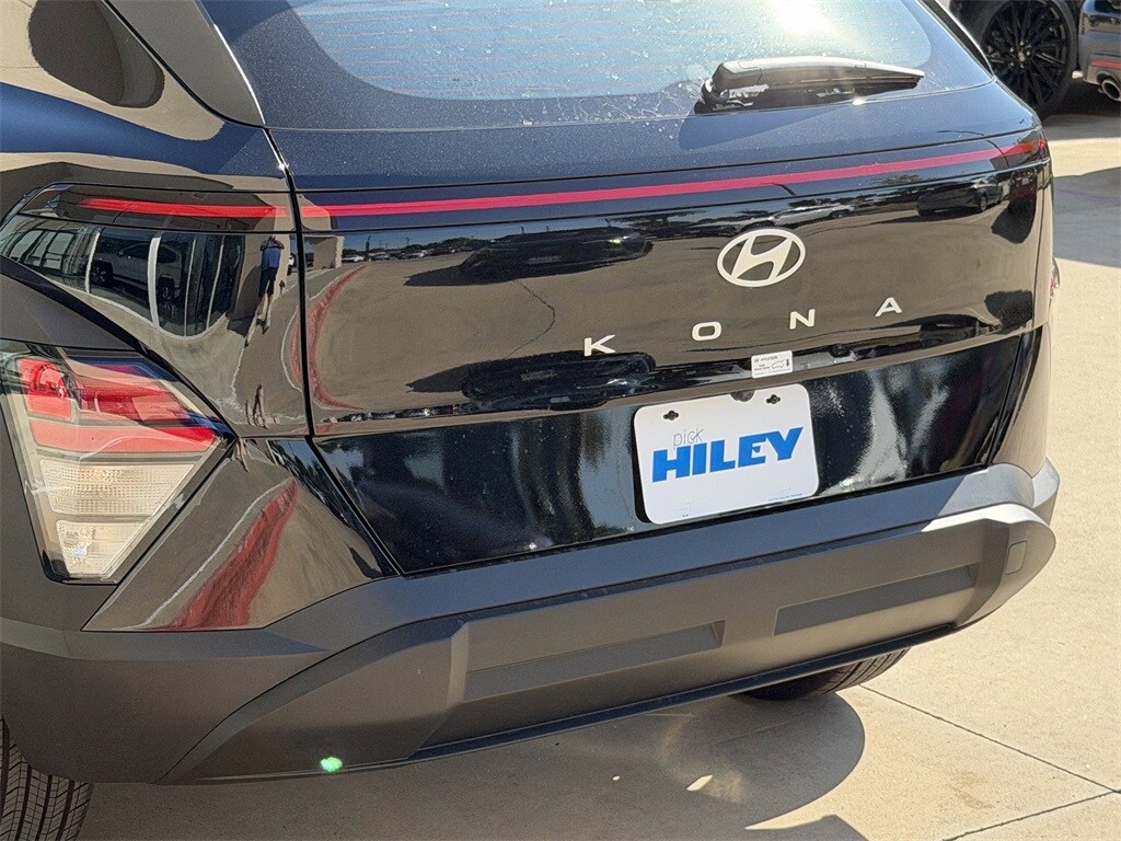 New 2026 Hyundai Kona SE SUV
