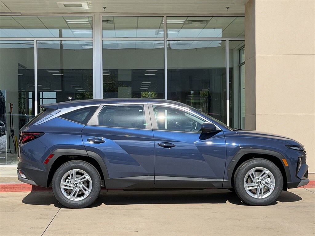 New 2026 Hyundai Tucson SE SUV