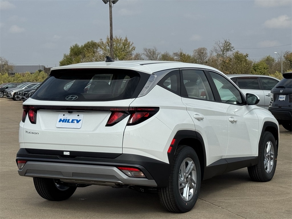 New 2026 Hyundai Tucson SE SUV