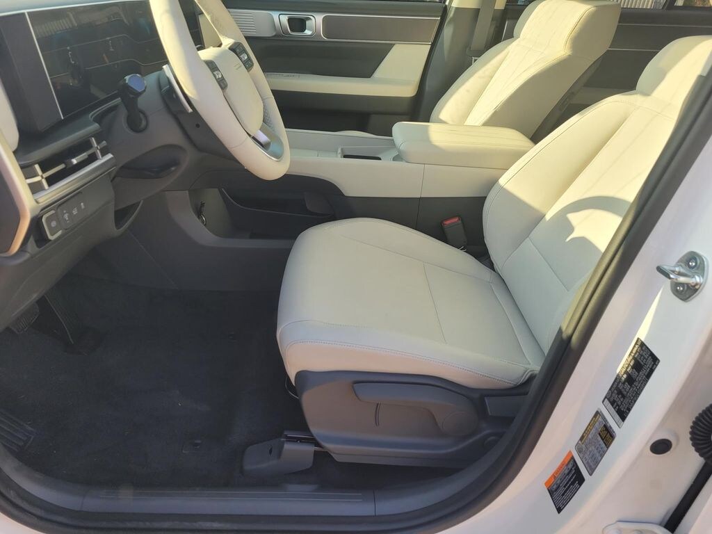 Certified 2025 Hyundai Santa Fe SE SUV