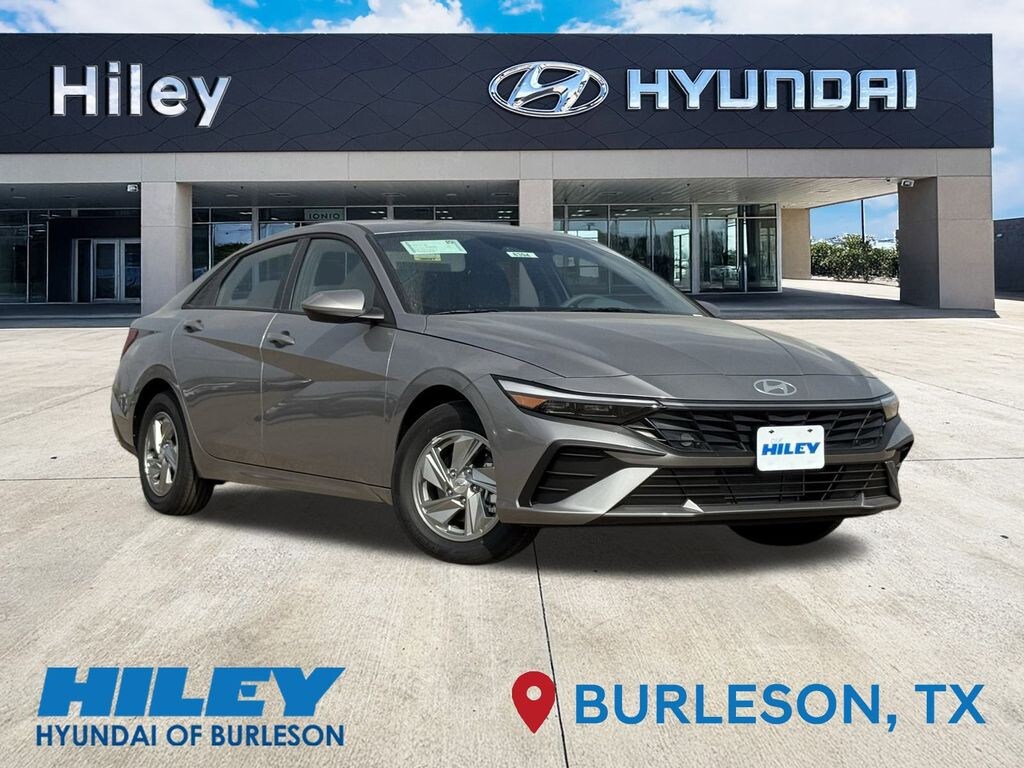 New 2026 Hyundai Elantra SE Sedan