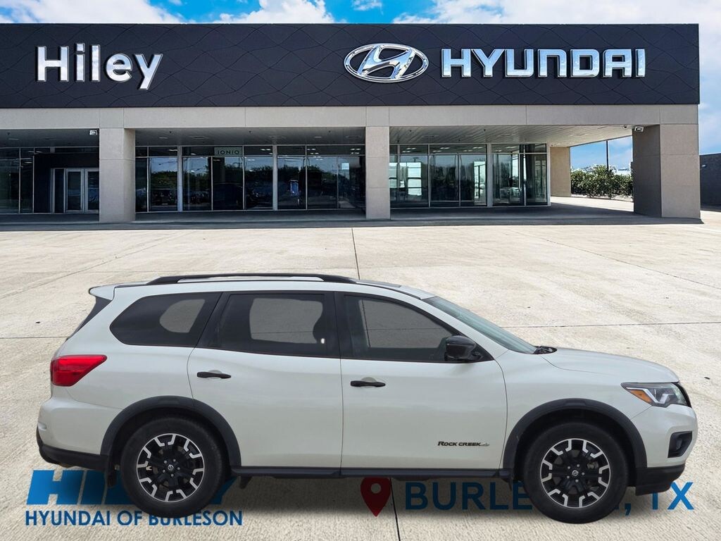 Used 2020 Nissan Pathfinder SL SUV