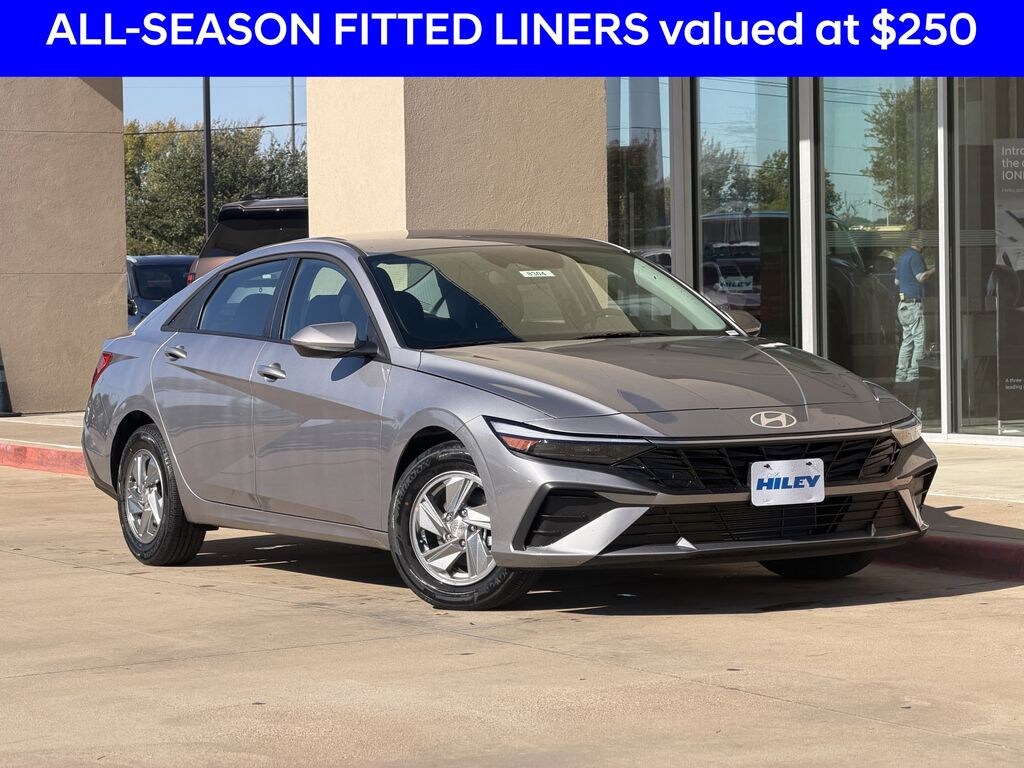 New 2026 Hyundai Elantra SE Sedan