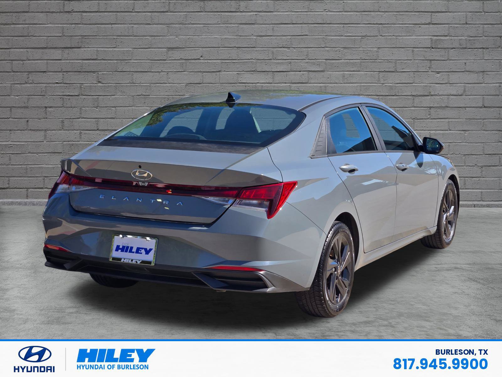 Used 2022 Hyundai Elantra SEL Sedan