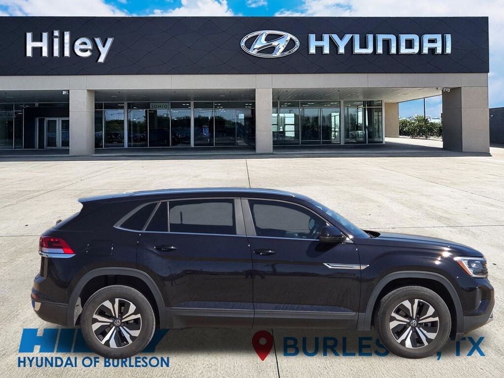 Used 2024 Volkswagen Atlas Cross Sport 2.0T SE SUV