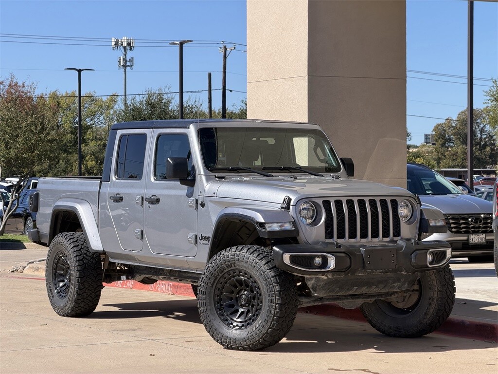 Used 2020 Jeep Gladiator Sport Truck