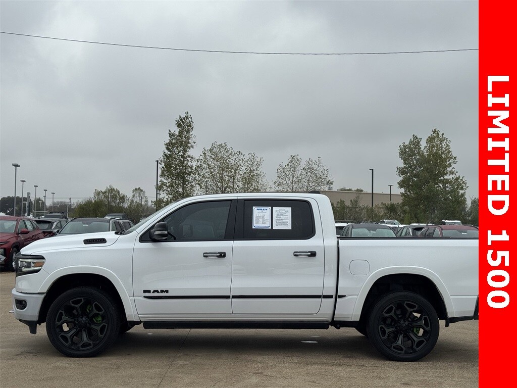 2022 Ram 1500 Limited photo 4