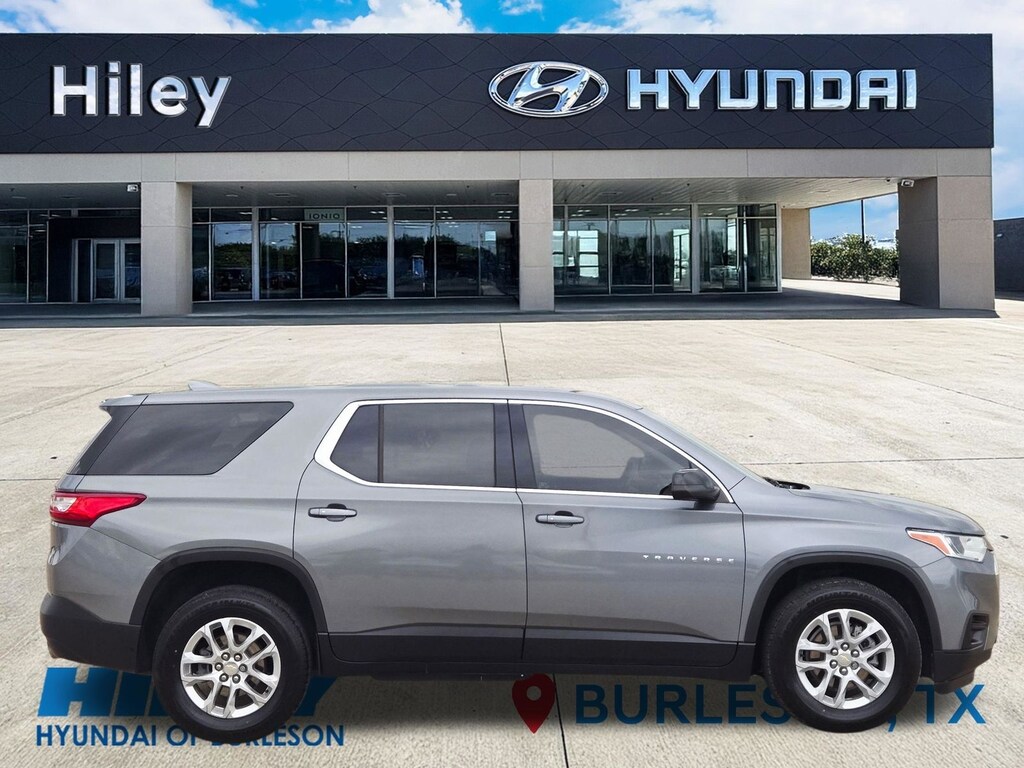 Used 2021 Chevrolet Traverse LS SUV