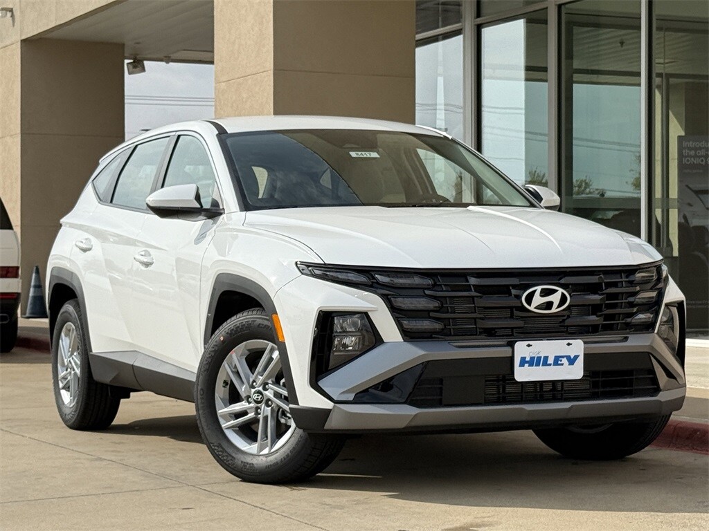 2026 Hyundai Tucson SE photo 2