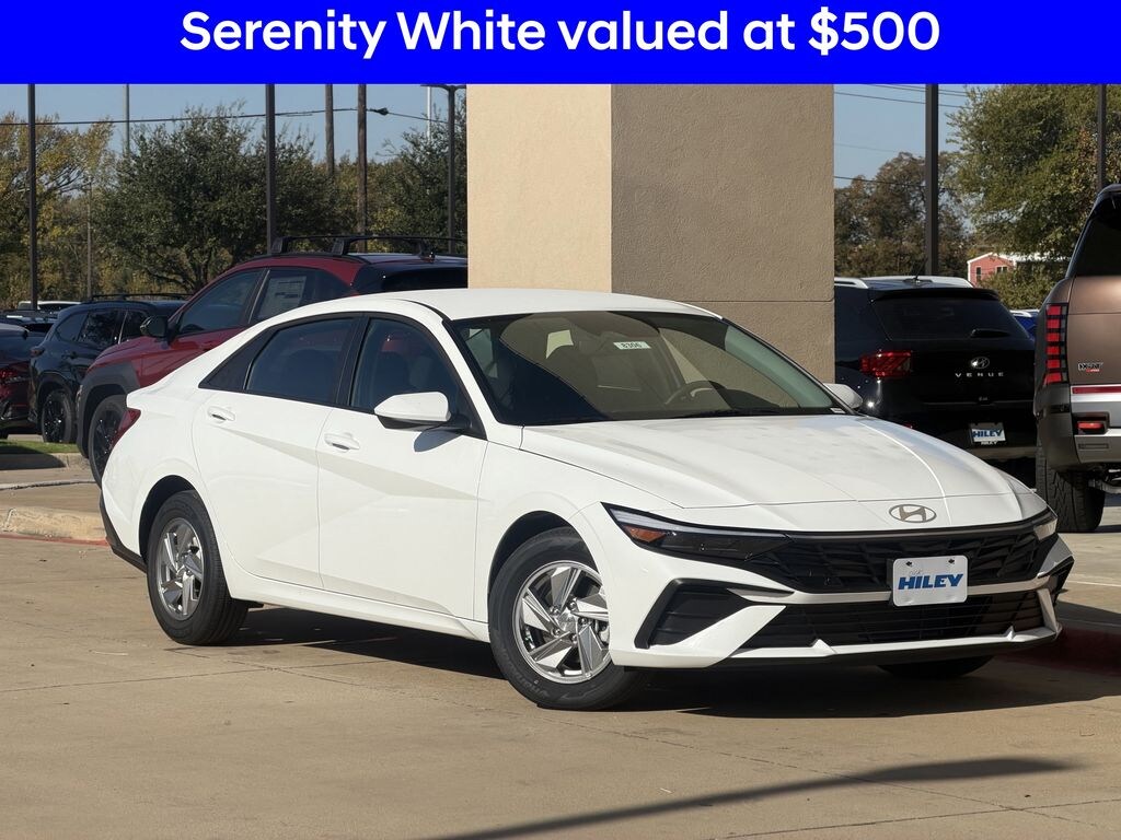 New 2026 Hyundai Elantra SE Sedan