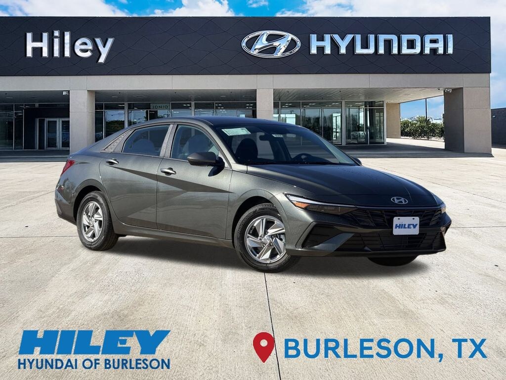 New 2026 Hyundai Elantra SE Sedan