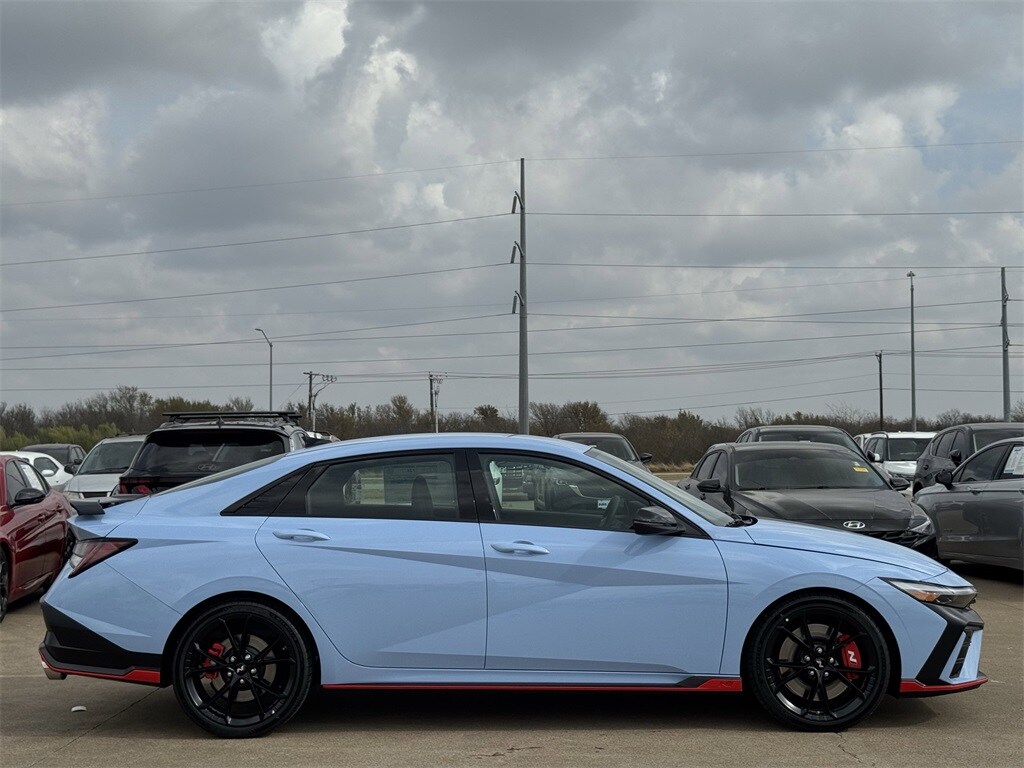 2026 Hyundai Elantra N Base photo 2