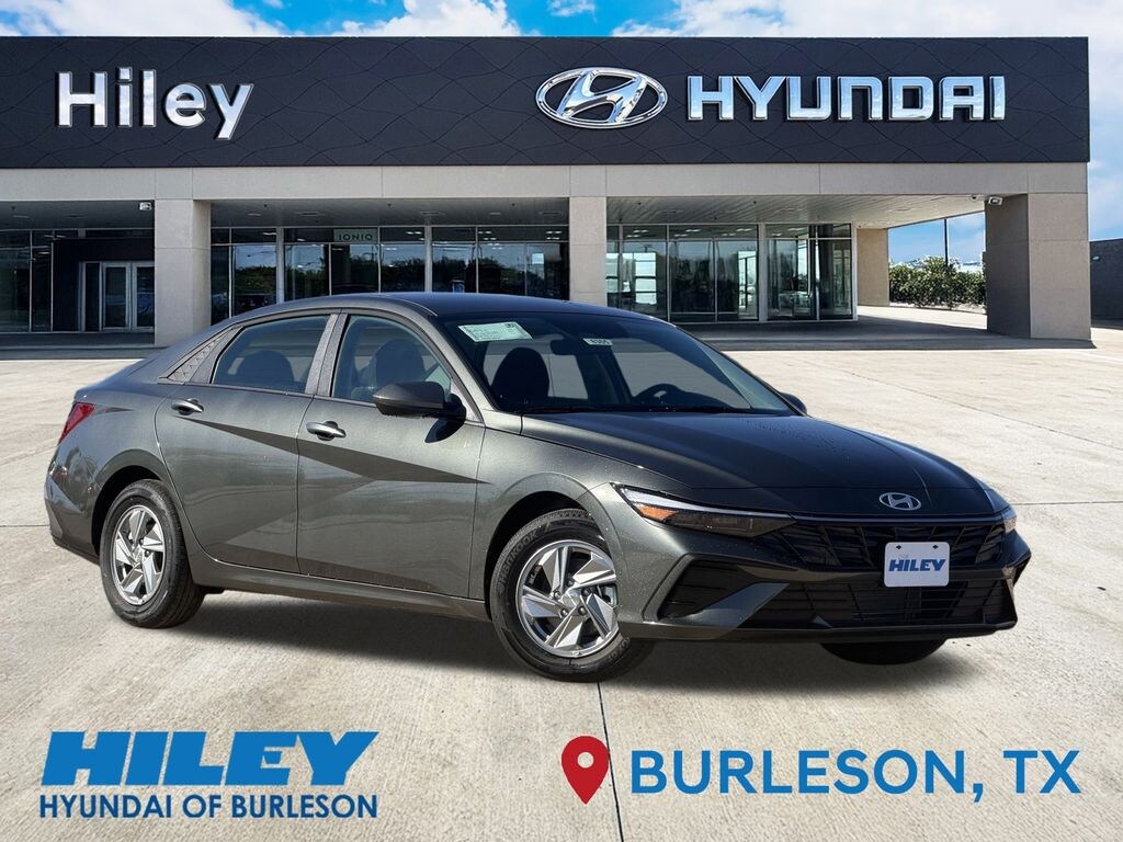 New 2026 Hyundai Elantra SE Sedan