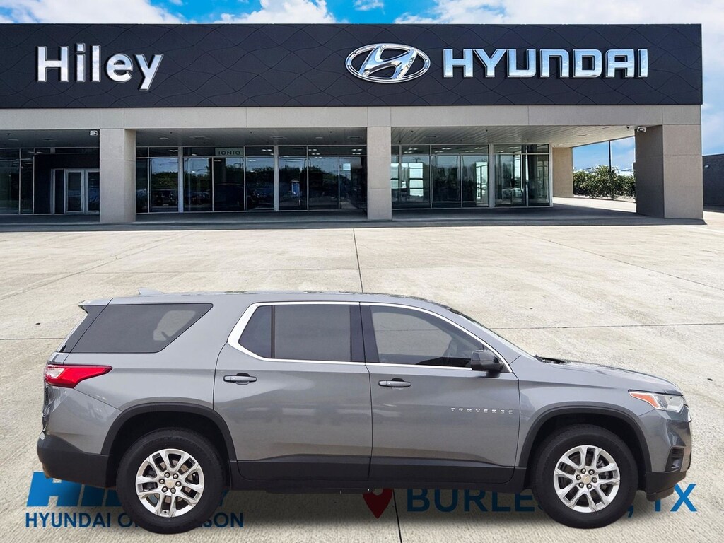 Used 2021 Chevrolet Traverse LS SUV