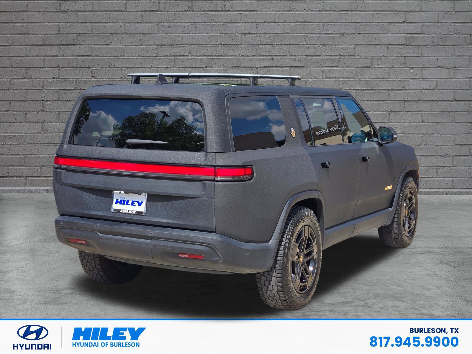 Used 2023 Rivian R1S Adventure Quad Motor Large Pack SUV