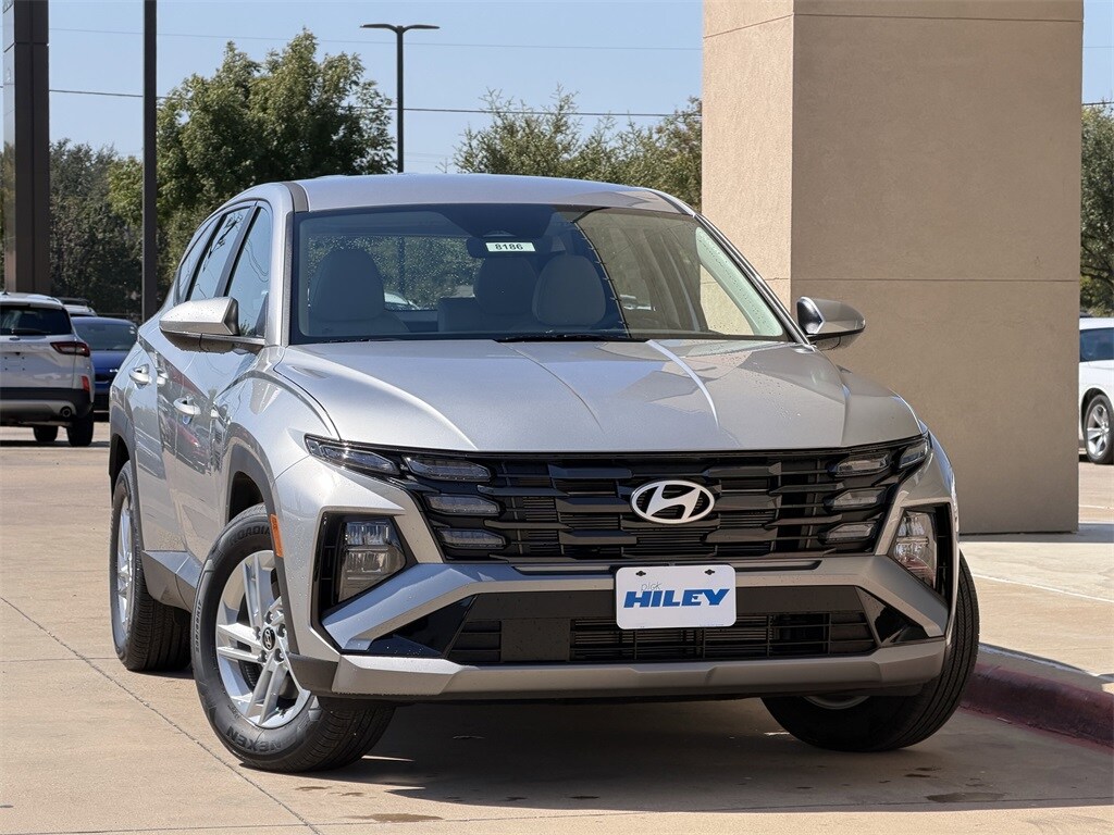New 2026 Hyundai Tucson SE SUV