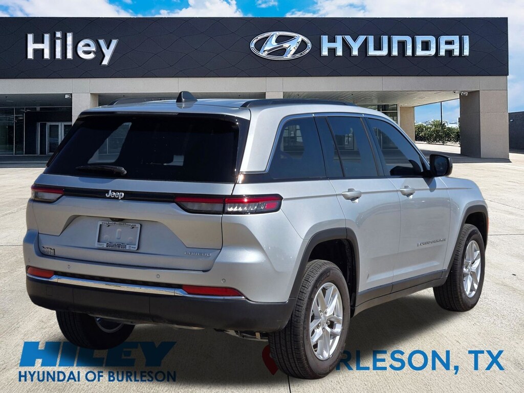 Used 2025 Jeep Grand Cherokee Laredo X SUV