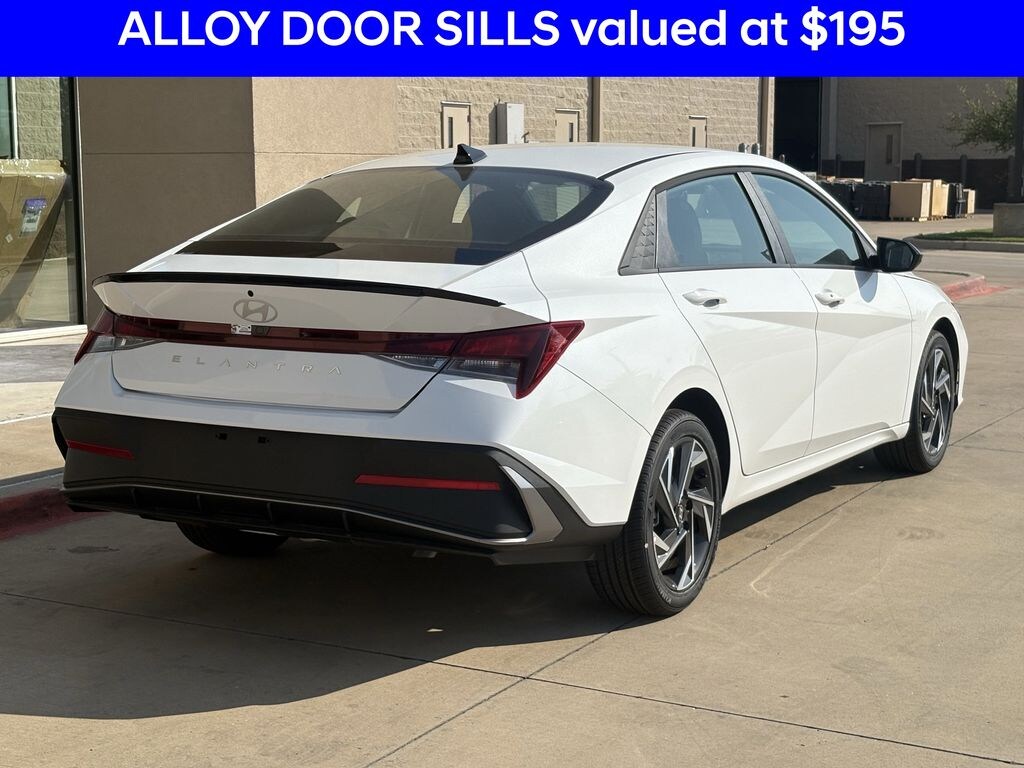 New 2025 Hyundai Elantra SEL Sport Sedan