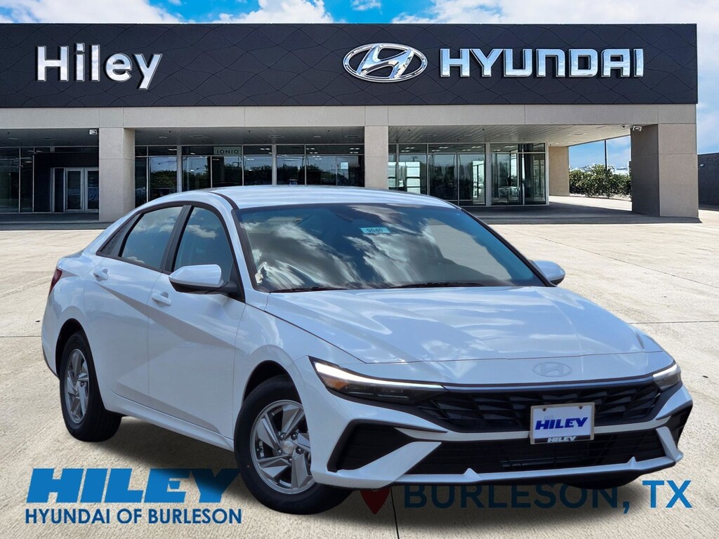 New 2026 Hyundai Elantra SE Sedan
